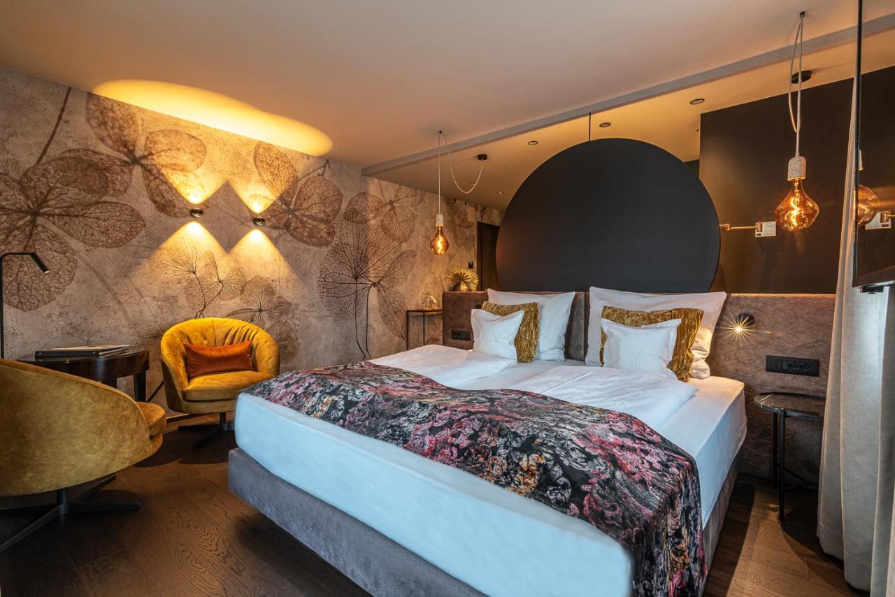 טזימו Hotel Zum Mohren מראה חיצוני תמונה