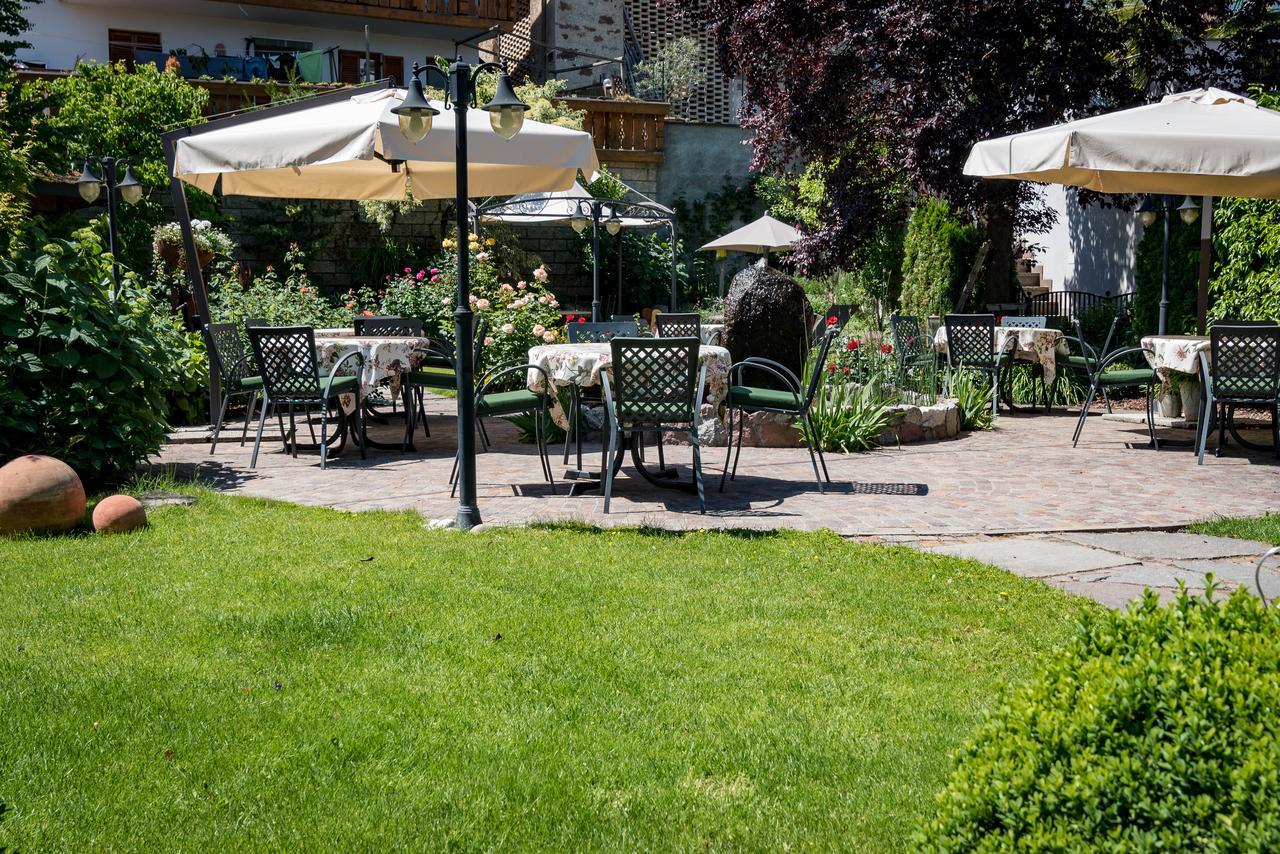 טזימו Hotel Zum Mohren מראה חיצוני תמונה