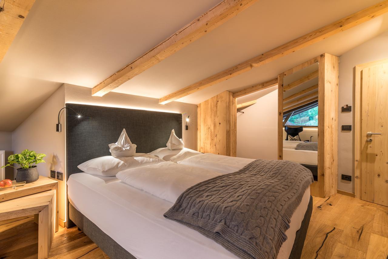 טזימו Hotel Zum Mohren מראה חיצוני תמונה
